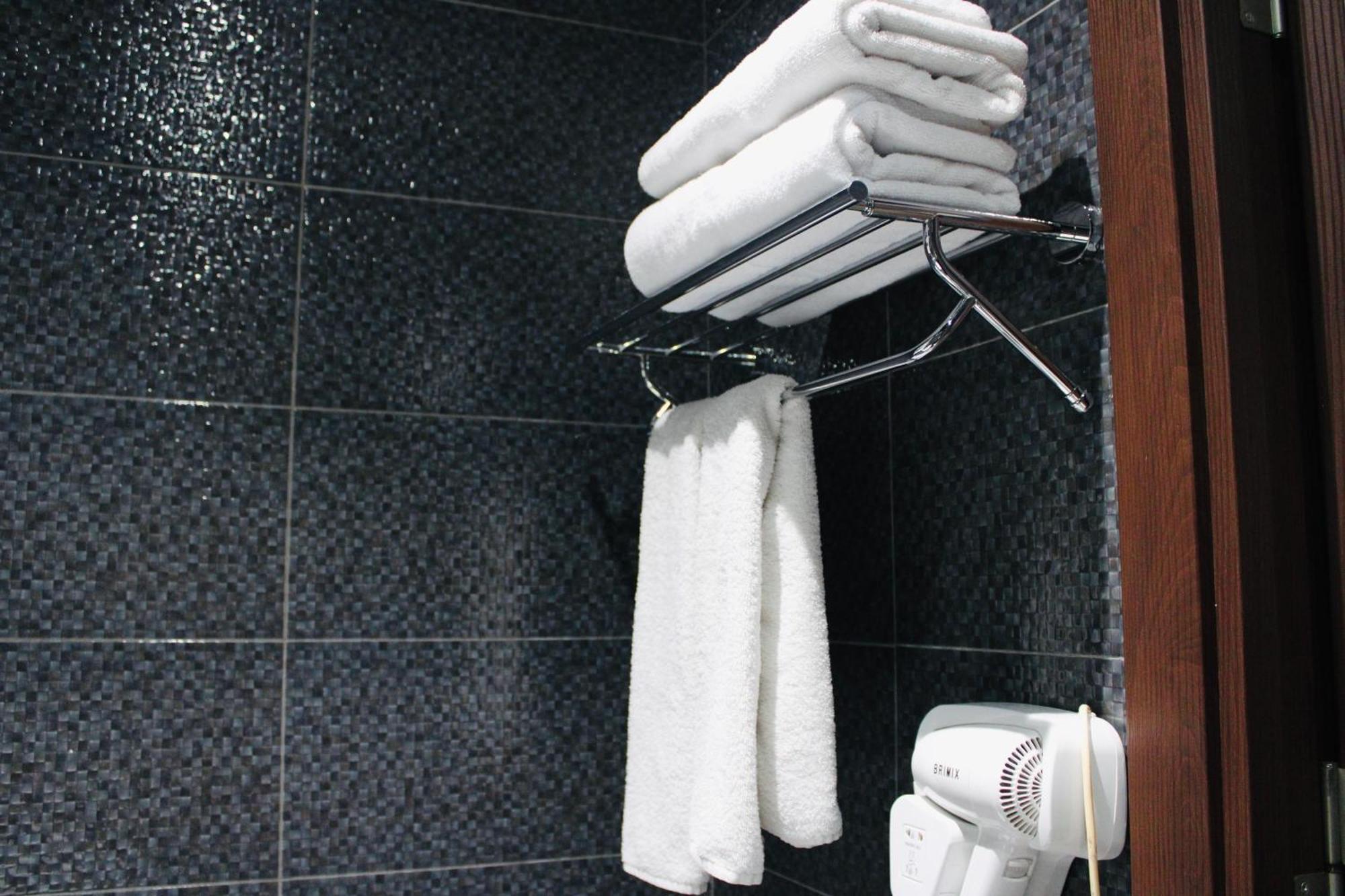 7 Rooms Hotel Tserovani Zewnętrze zdjęcie
